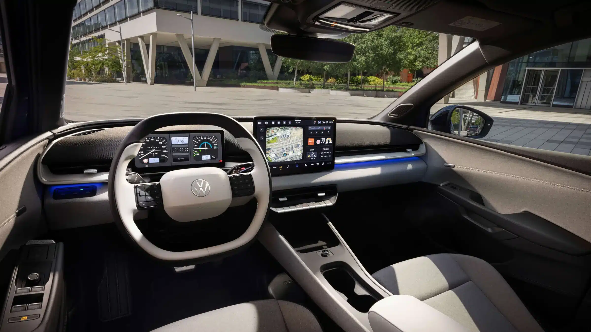 VW ID. Polo Life – Cockpit mit Infotainment-Display